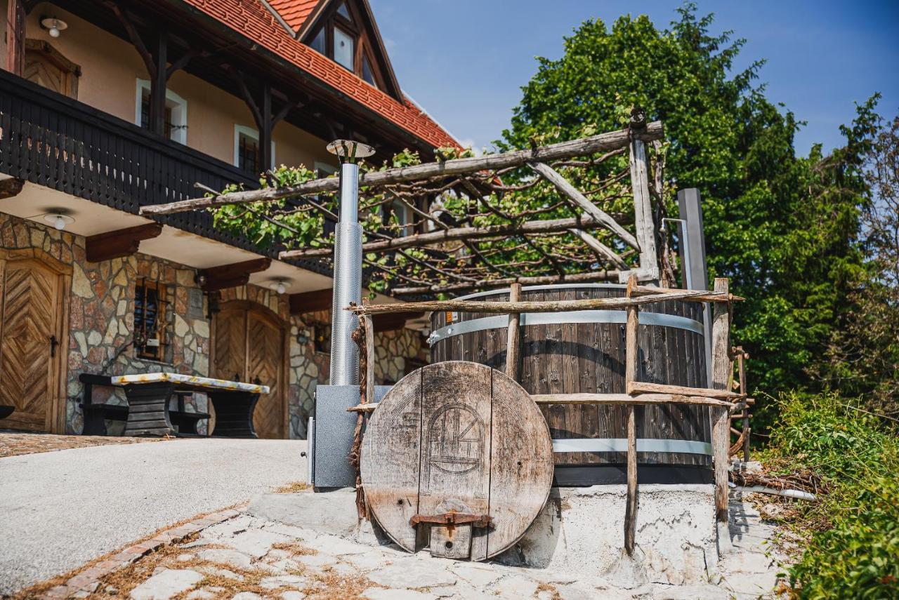 Authentic Countryside Villa With Hot Tub Veliki Kamen Exterior photo